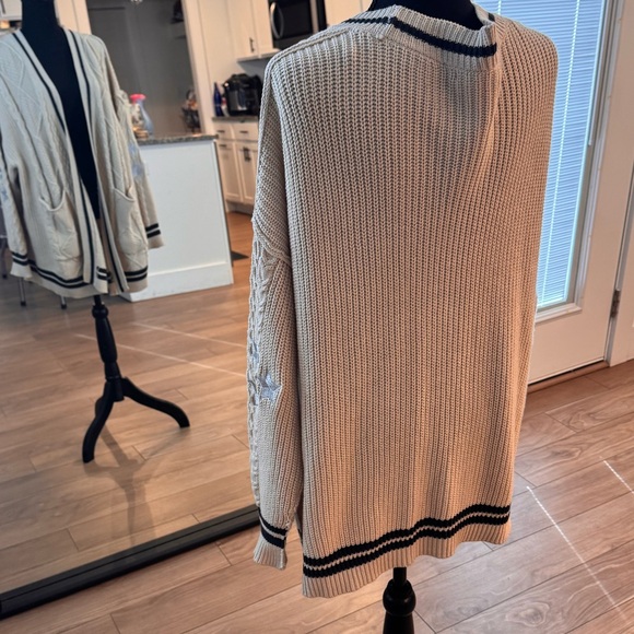 Altar'd State Folklore Cream Cardigan Sweater Cable Knit Embroidered
Stars Sz L - Picture 2 of 7